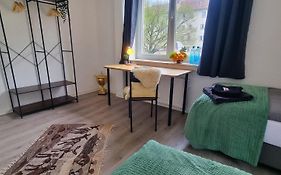 Dattel City Hannover Fewo Fuer 4 Personen Privat-Parkplatz 5G Wlan & 24/7 Kontakt